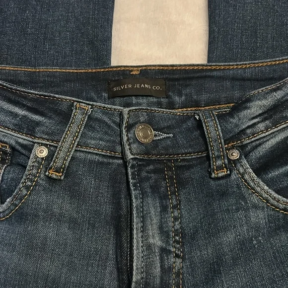 Silver Jeans Most Wanted Flare Mid Rise Jeans - Picture 3 of 7